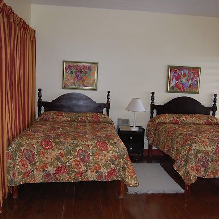 Inn At Shaw Park Gardens & Waterfalls Ocho Rios Exterior photo