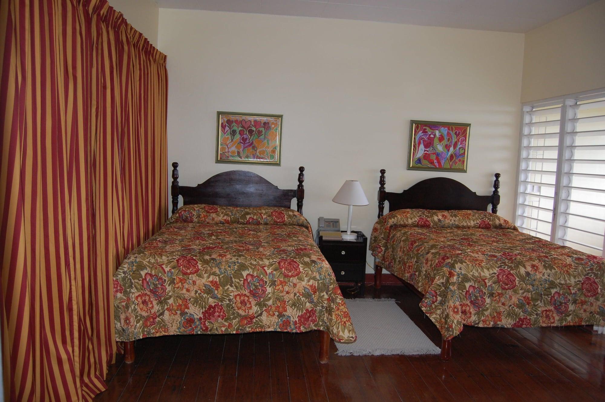 Inn At Shaw Park Gardens & Waterfalls Ocho Rios Exterior photo