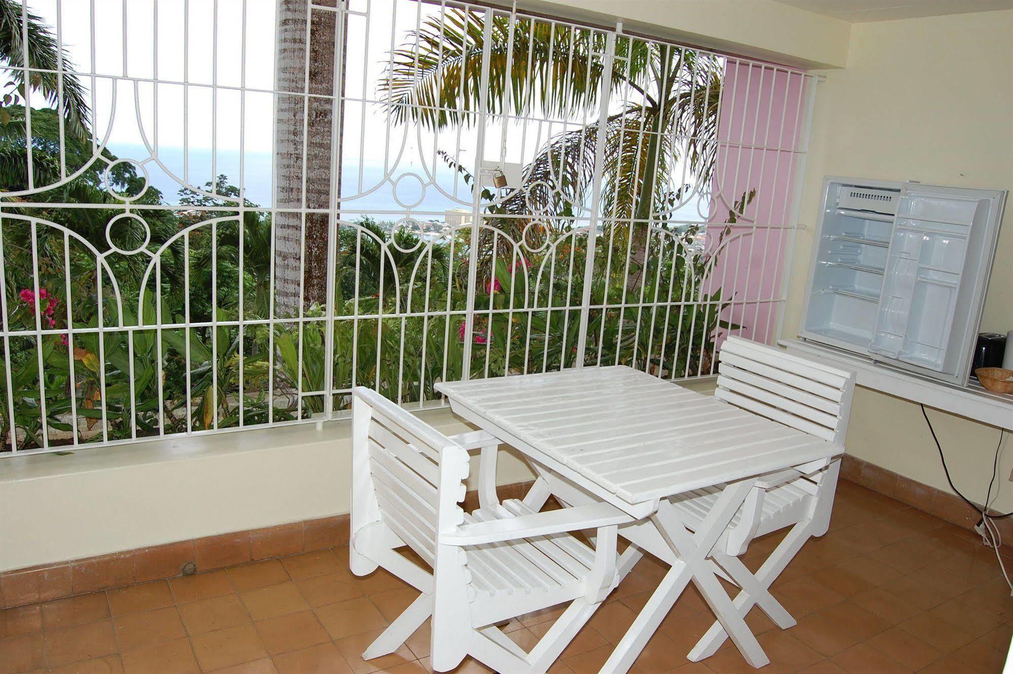 Inn At Shaw Park Gardens & Waterfalls Ocho Rios Exterior photo
